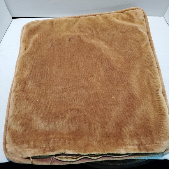 Vtg Needlepoint/Velvet Letter R Pillow Cover 11 1/4" x 12" Zippered Cottagecore - Picture 4 of 9